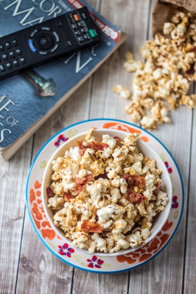 Maple Bacon Popcorn | www.oliviascuisine.com