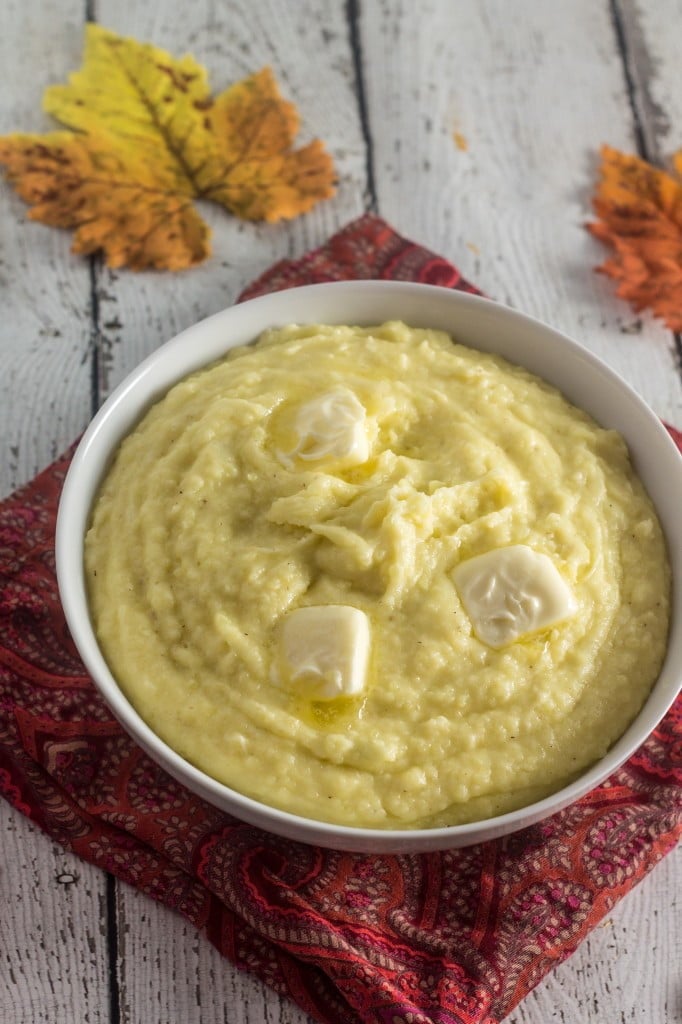 Creamy Mashed Potatoes | www.oliviascuisine.com