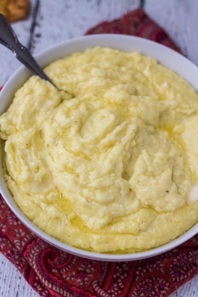 Creamy Mashed Potatoes | www.oliviascuisine.com