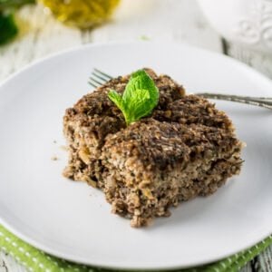 Baked Kibbeh (with Cucumber Yogurt Dip) | www.oliviascuisine.com