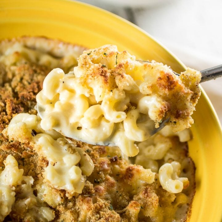 Gruyère and White Cheddar Mac & Cheese | www.oliviascuisine.com