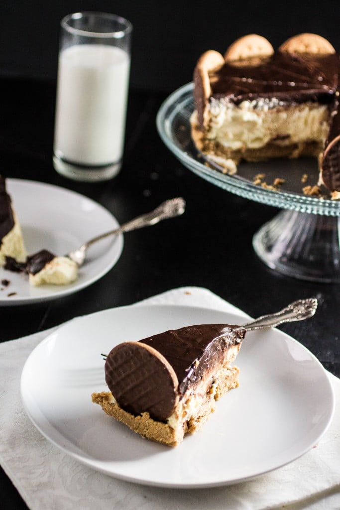 Chocolate Covered Cream Pie | www.oliviascuisine.com | Creamy, decadent and delicious, this pie will win your heart in one bite!