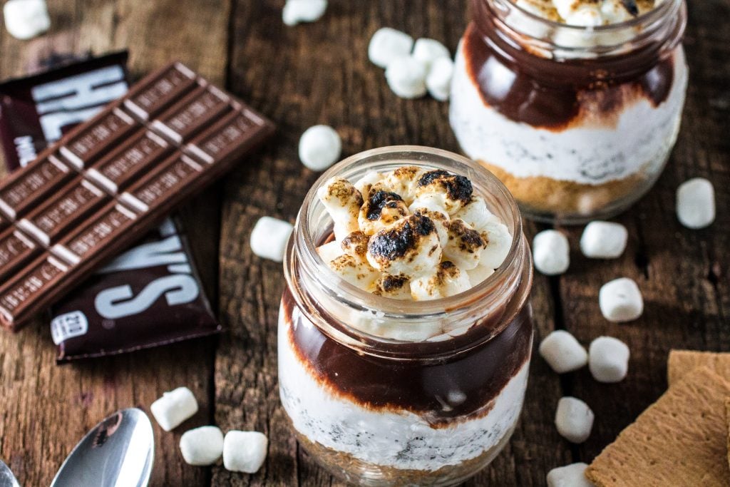 S'mores in a Jar | www.oliviascuisine.com | No campfire? No problem! This recipe for S'mores in a Jar is made at the comfort of your home and can be enjoyed indoors! #LetsMakeSmores #Ad