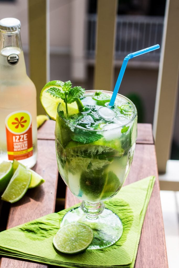 Sparkling Mint Limeade | www.oliviascuisine.com | Because life is so much better when it's bubbly! #SparkleBrightly #TryIZZE