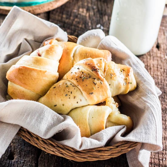 Brazilian Ham and Cheese Rolls | www.oliviascuisine.com | A delicious and easy snack for back to school! Make sure you save some for yourself, cause the kids will wanna devour the whole batch!