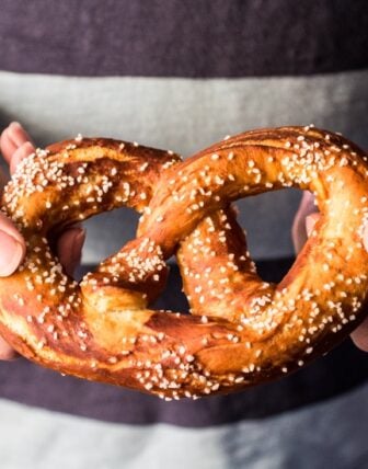 German Soft Pretzels (Laugenbrezel)