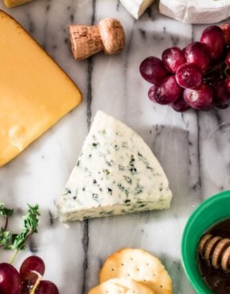 How to Assemble a Beautiful Cheese Board