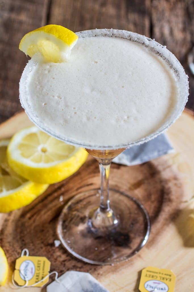 Earl Grey Martini | www.oliviascuisine.com | A delicious and refreshing tea cocktail made with gin, early grey tea, lemon juice and simple syrup!
