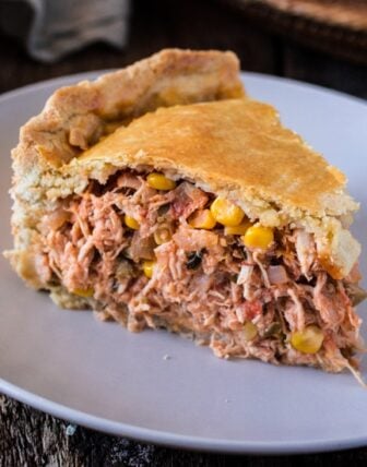 Brazilian Chicken Pot Pie (Empadão de Frango)