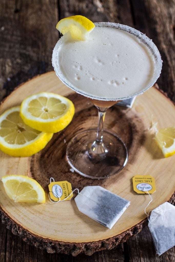 Earl Grey Martini | www.oliviascuisine.com | A delicious and refreshing tea cocktail made with gin, early grey tea, lemon juice and simple syrup!