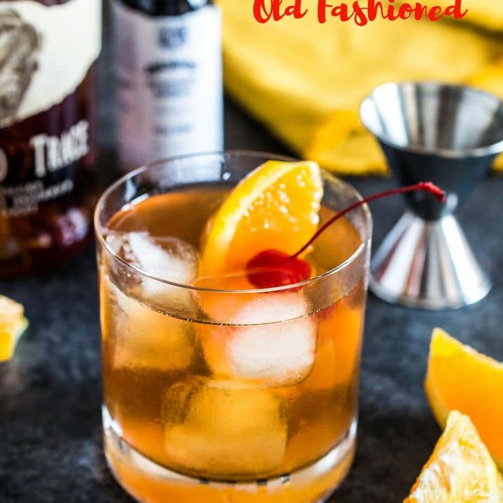 classic old fashioned cocktail