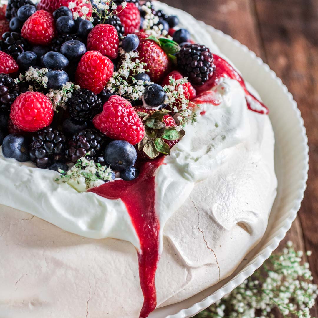 Berry Pavlova Olivia S Cuisine