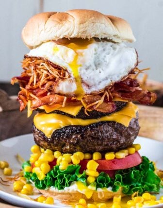 Brazilian Epic Burger with Egg