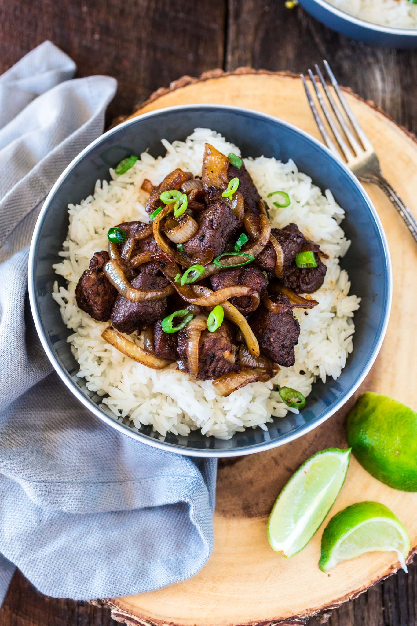 Bo Luc Lac (Vietnamese Shaking Beef) | www.oliviascuisine.com | Bo Luc Lac is a flavorful Vietnamese dish consisting of cubed beef, garlic, soy sauce, lime juice and sliced onions. Quick, easy and very easy to prep thanks to Dorot! (AD)