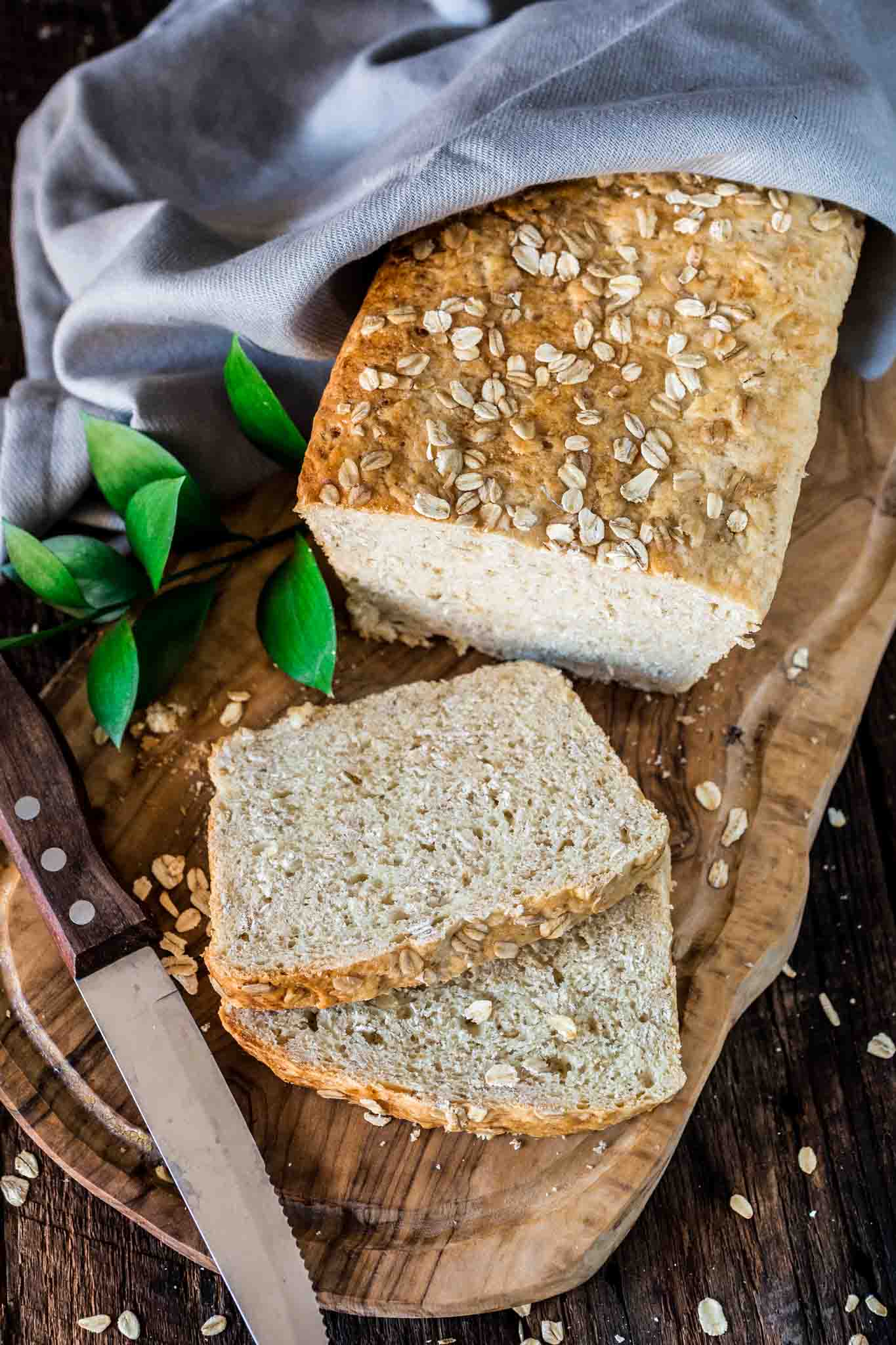 Honey Oat Bread | www.oliviascuisine.com | There’s nothing better than a loaf of fresh Honey Oat Bread right out of the oven! Soft, slightly chewy and oh so delicious.