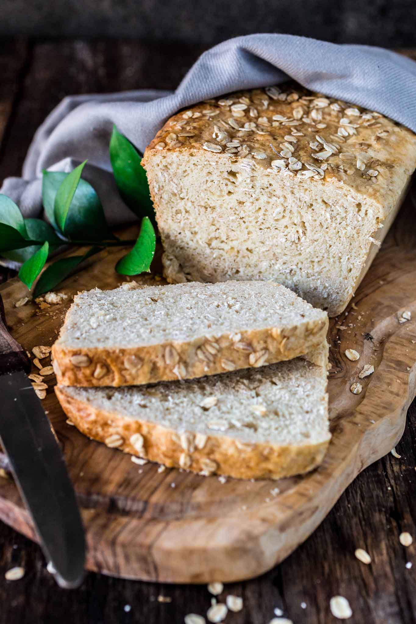 Honey Oat Bread | www.oliviascuisine.com | There’s nothing better than a loaf of fresh Honey Oat Bread right out of the oven! Soft, slightly chewy and oh so delicious.