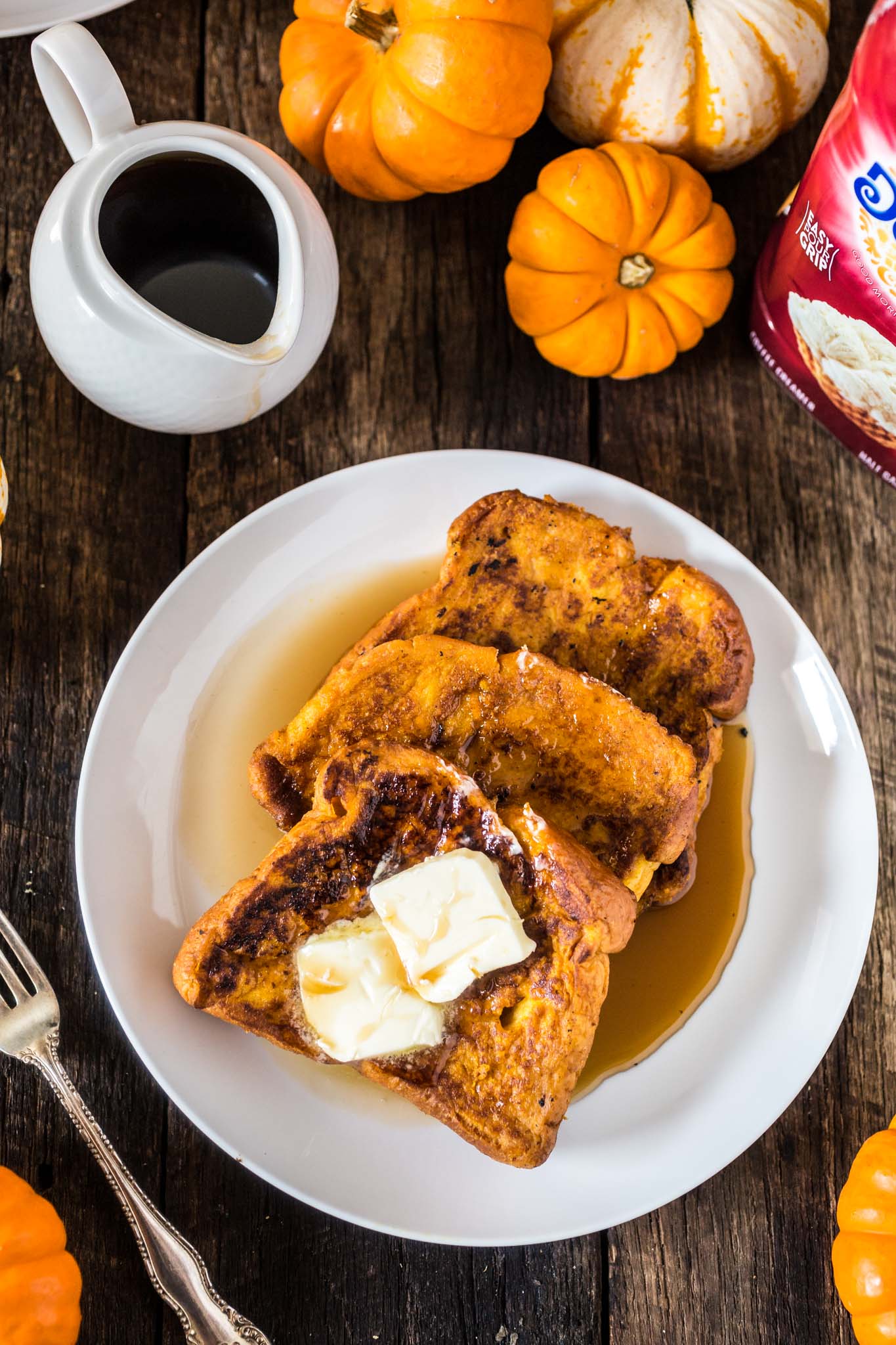 Pumpkin French Toast | www.oliviascuisine.com | This Pumpkin French Toast is the perfect Fall breakfast! Easy, delicious and coated in everybody’s favorite autumnal ingredient: pumpkin, of course.