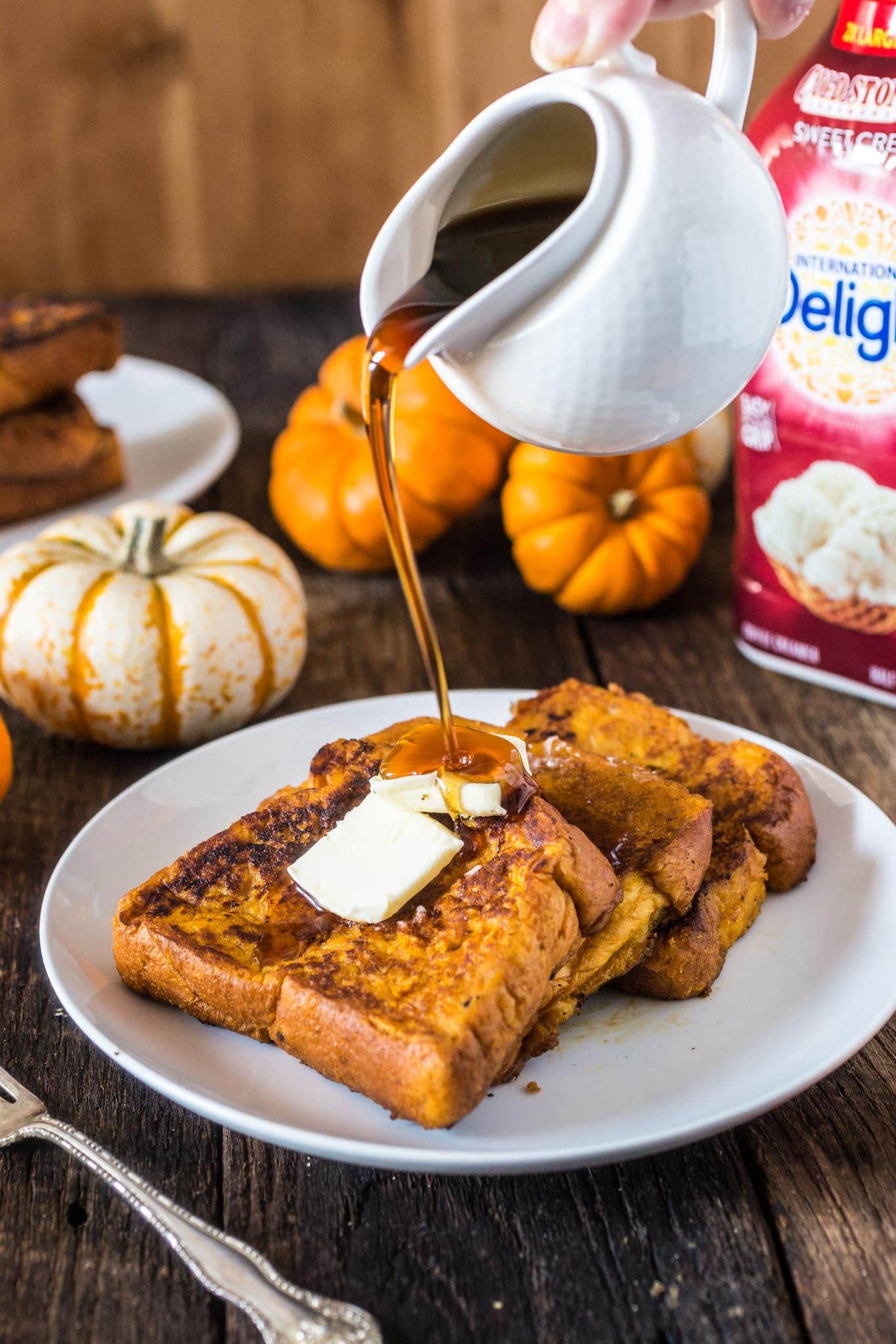 Pumpkin French Toast | www.oliviascuisine.com | This Pumpkin French Toast is the perfect Fall breakfast! Easy, delicious and coated in everybody’s favorite autumnal ingredient: pumpkin, of course.