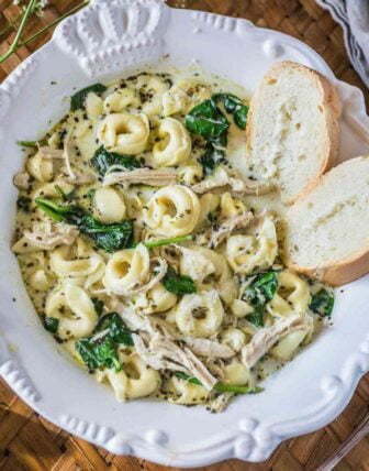 Slow Cooker Creamy Chicken Tortellini Soup
