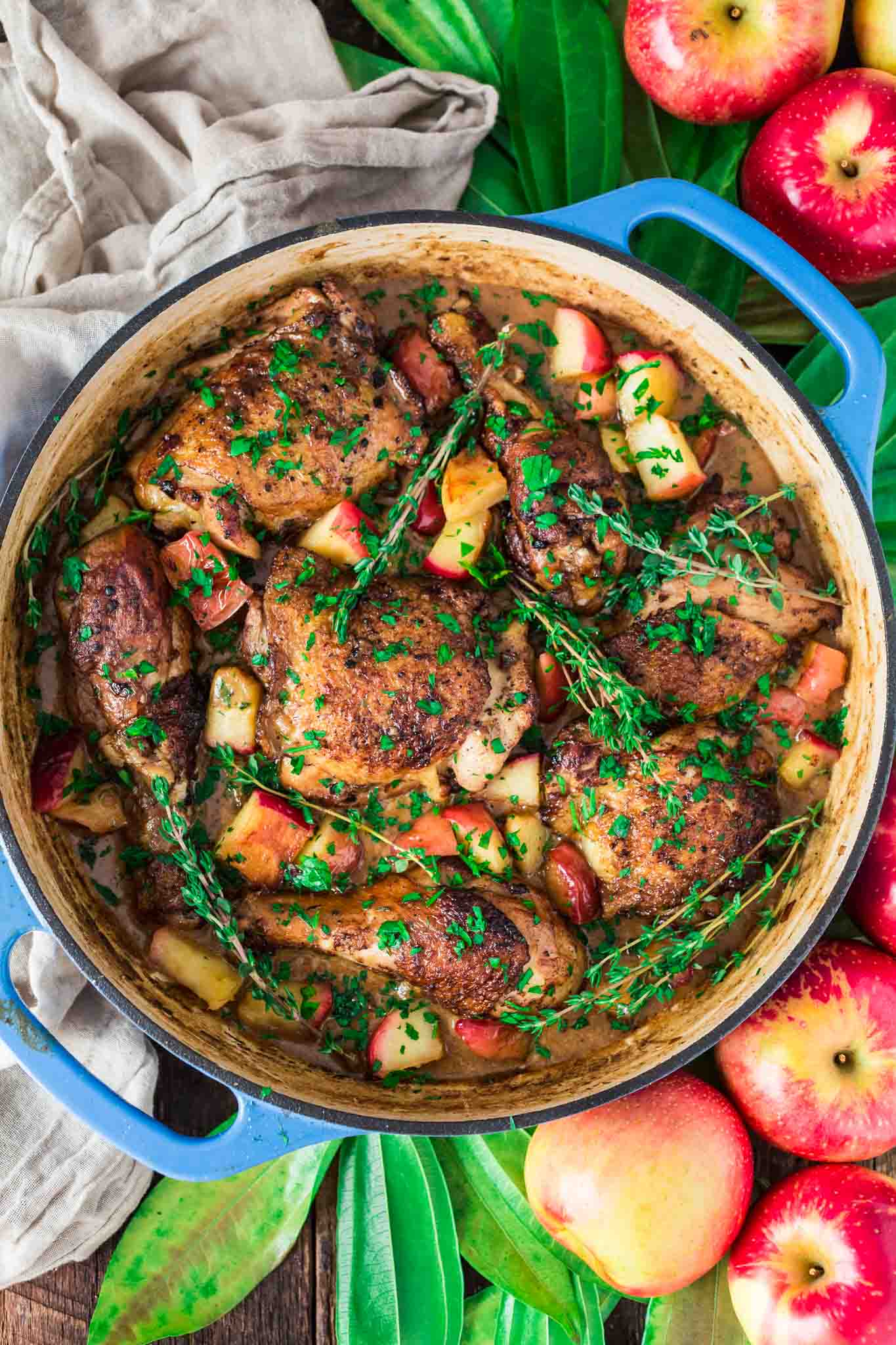 Poulet Vallée D'Auge | www.oliviascuisine.com | Apple lovers, rejoice! This Poulet Vallée D'Auge - a classic French chicken dish - is proof that autumn's favorite fruit is good for more than pies and works great in savory dishes too.