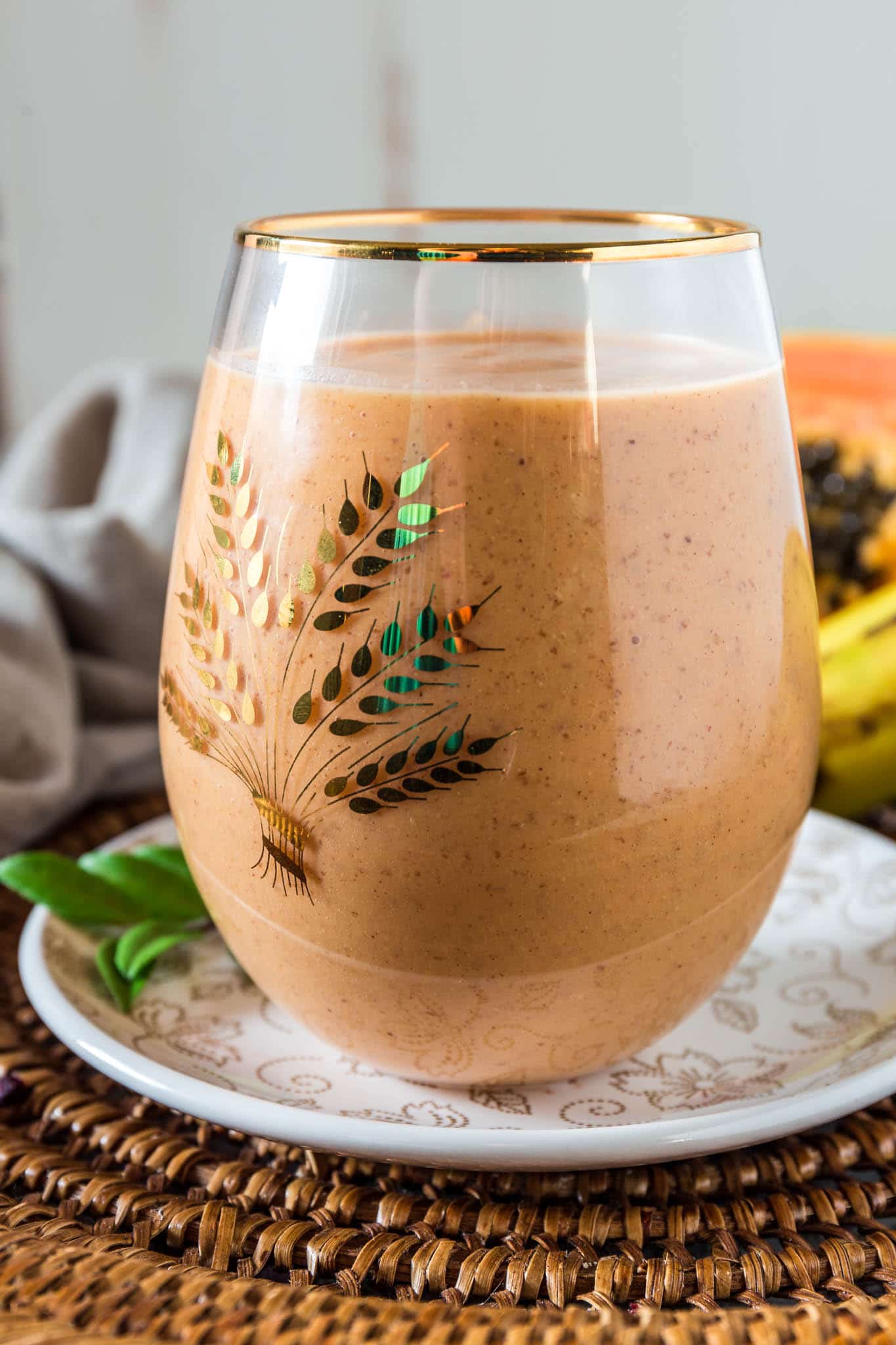 Holiday Detox Smoothie | www.oliviascuisine.com | Who said a detox smoothie has to taste awful? This delicious version is packed with nutrients and tastes like tropical paradise!