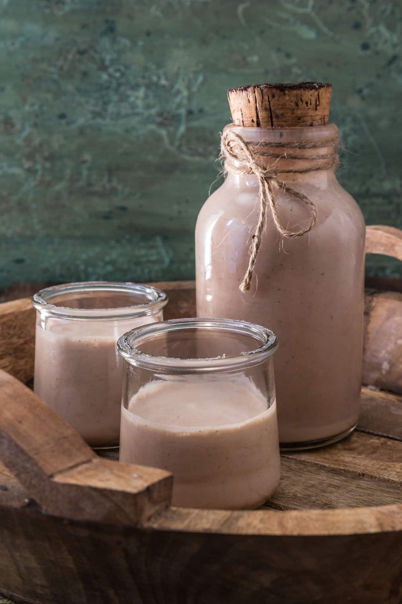 Homemade Irish Cream | www.oliviascuisine.com | Have you ever tried making homemade Irish cream? A blender and a handful of ingredients is all it takes for this do-it-yourself version of Bailey's. Smooth, creamy and perfect for St. Patrick's Day! (Recipe and food photography by @oliviascuisine.)