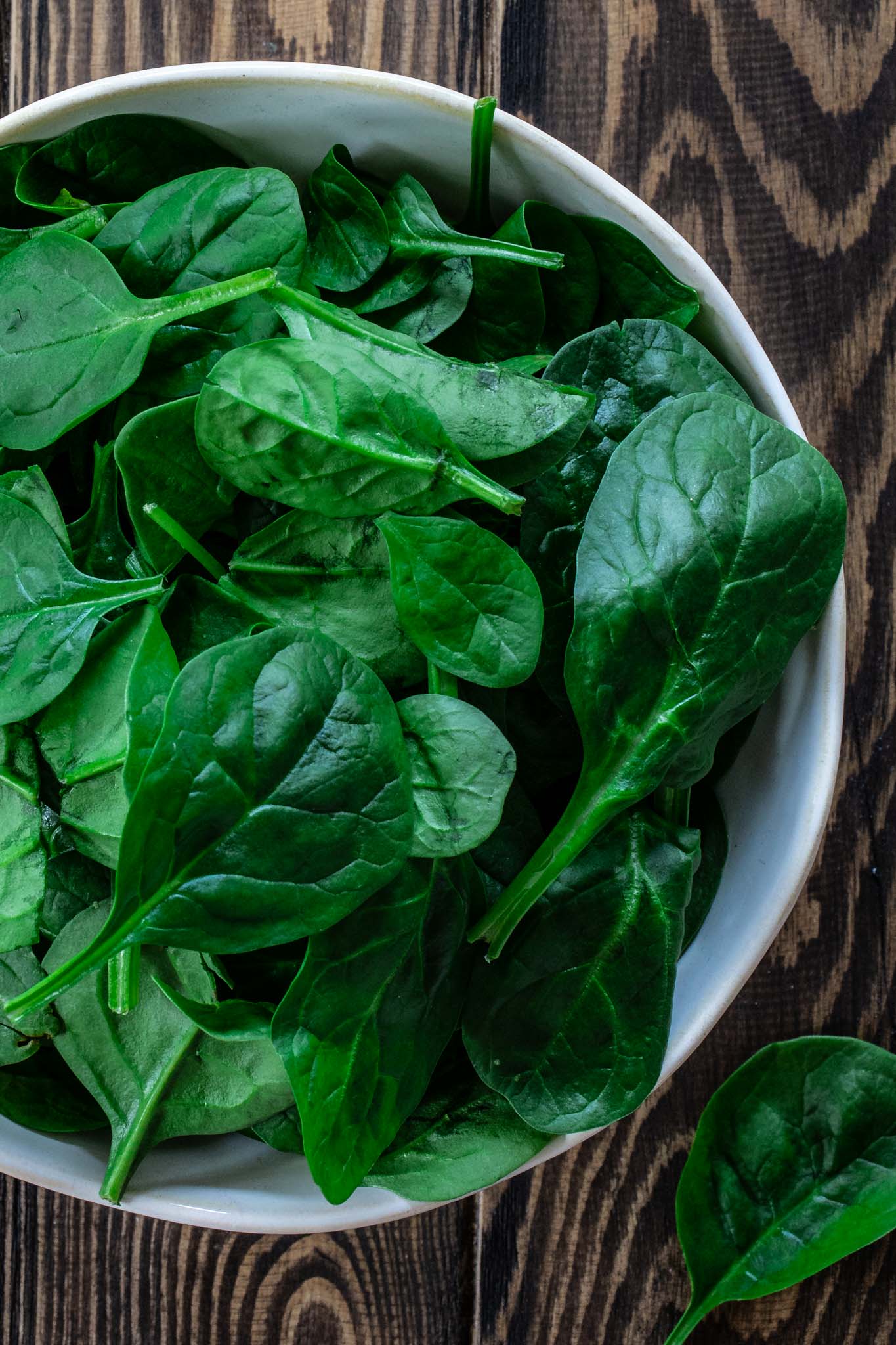 baby spinach leaves