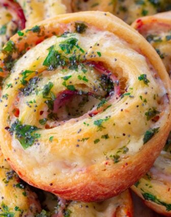 Baked Ham and Cheese Pinwheels