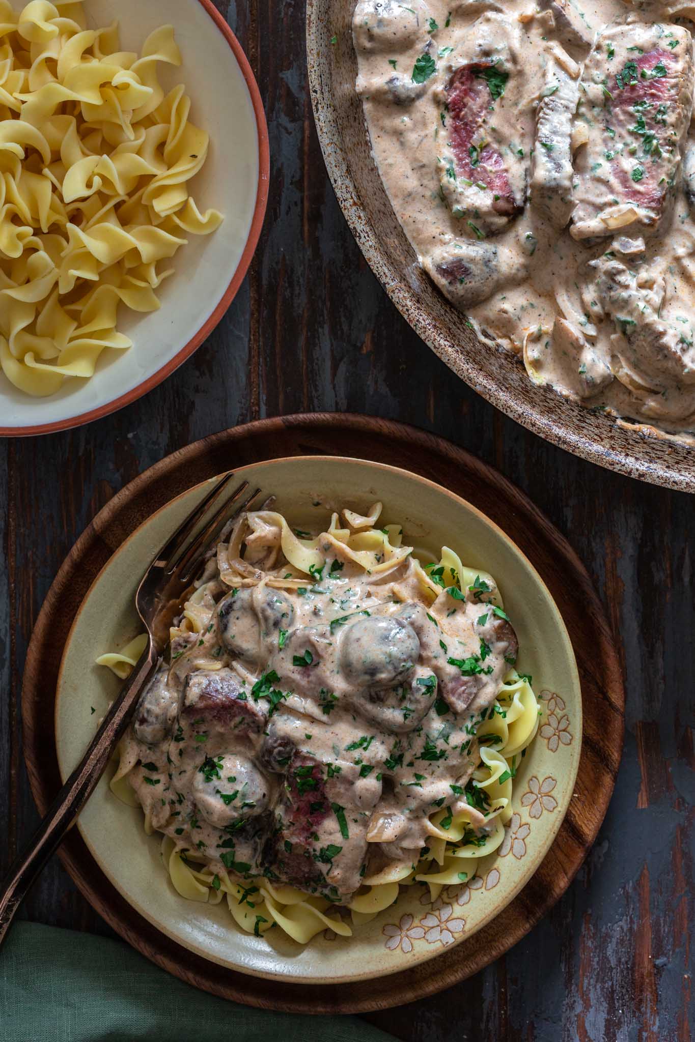 Beef stroganoff and egg noodles.