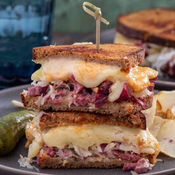 How to Make a Classic Reuben Sandwich Olivia's Cuisine