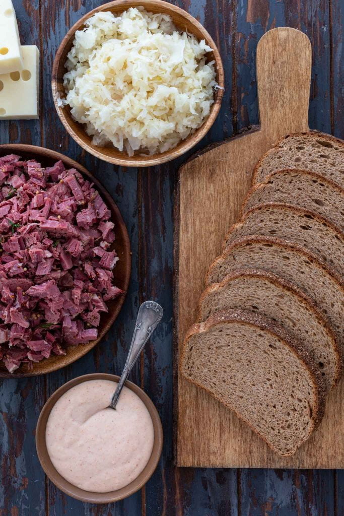 A photo of the ingredients for Reuben sandwiches.