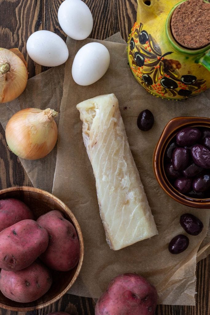 Ingredients for bacalhau