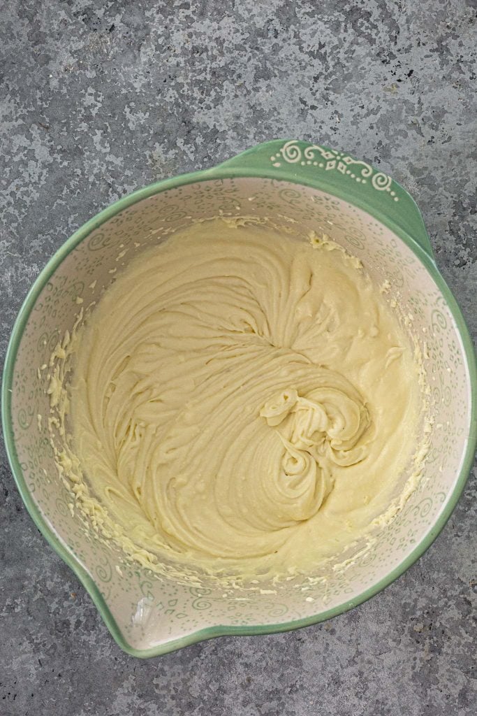 Powdered milk frosting