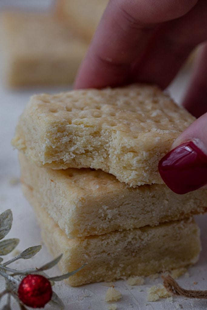 Buttery, crumbly shortbread cookies