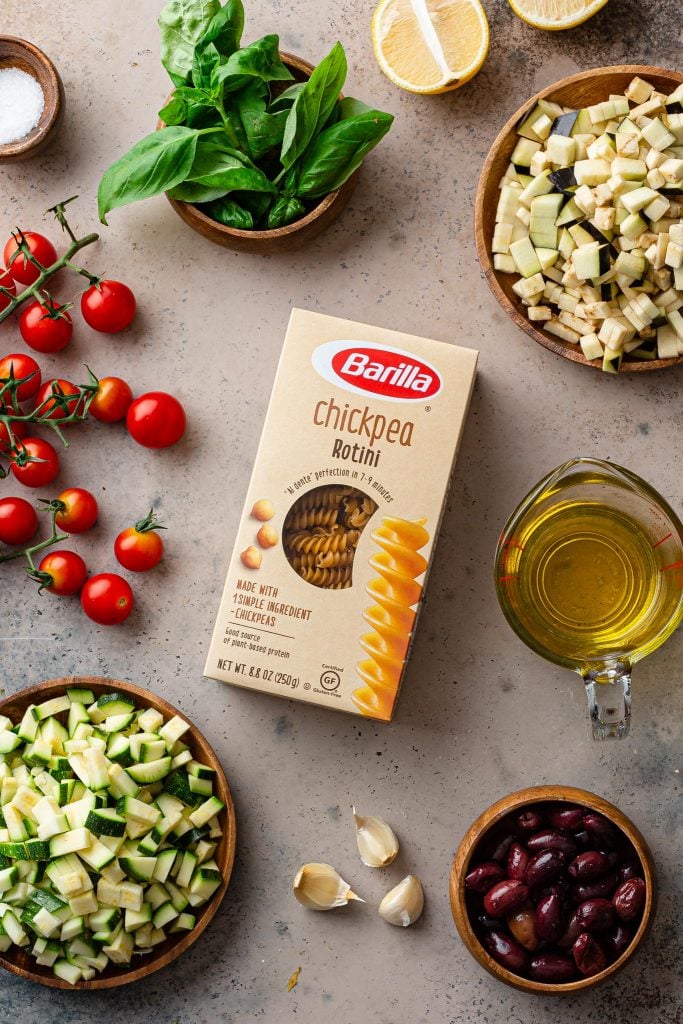 A box of Barilla chickpea Rotini.