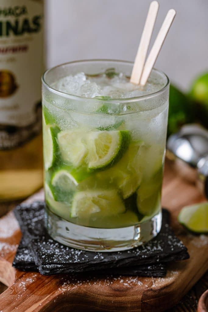 A close up shot of the caipirinha.