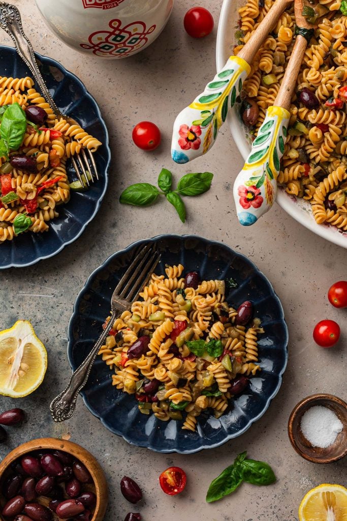 Overhead photo of a serving of the pasta.