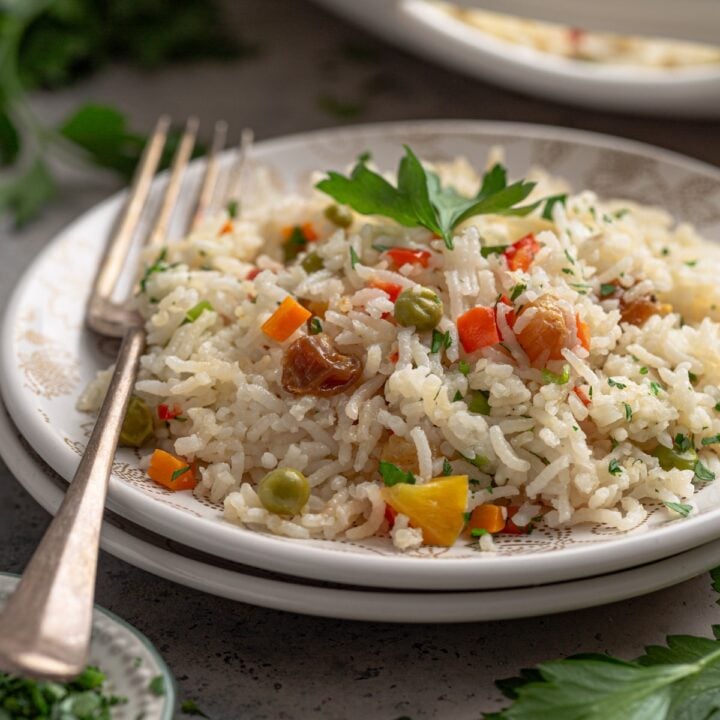 Arroz a Grega (Brazilian Greek Rice Pilaf)