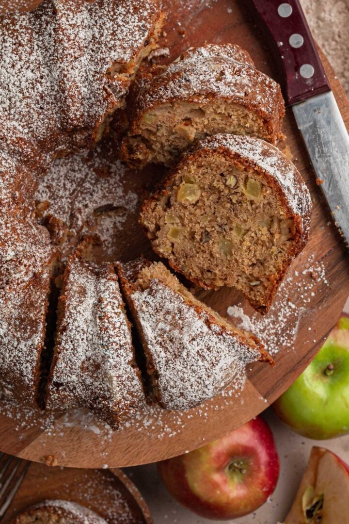 An overhead close up picture of the apple cake.