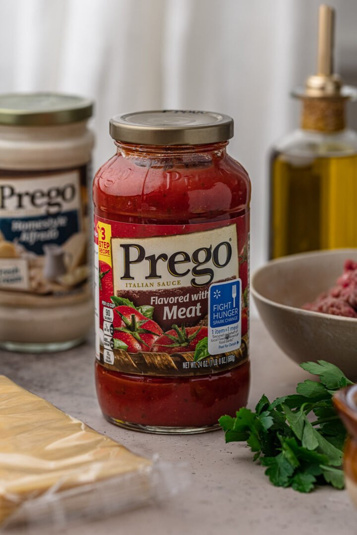 A photo of a jar of Prego Flavored with Meat.