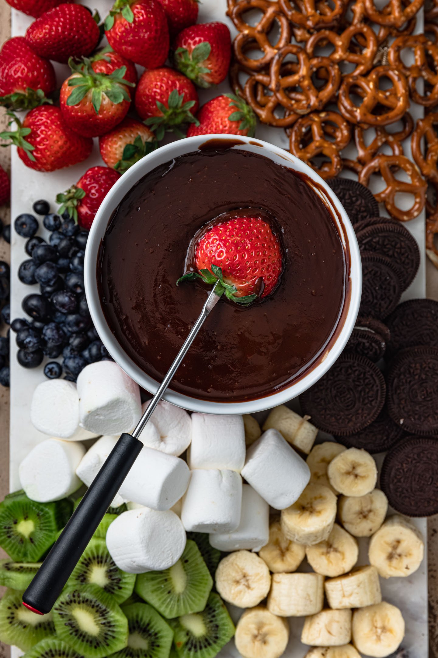 Easy chocolate fondue recipe only 5 ingredients olivia s cuisine