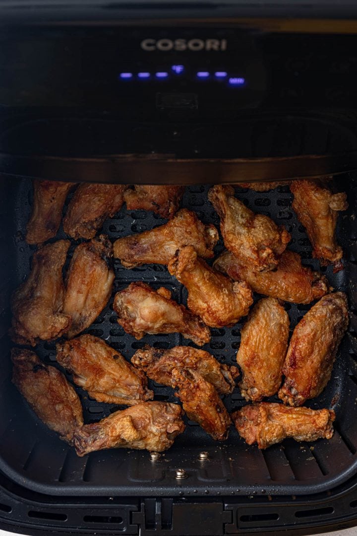 Chicken wings in the air fryer.