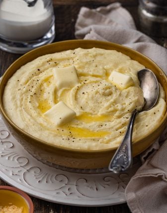 Smoked Gouda Cheesy Mashed Potatoes