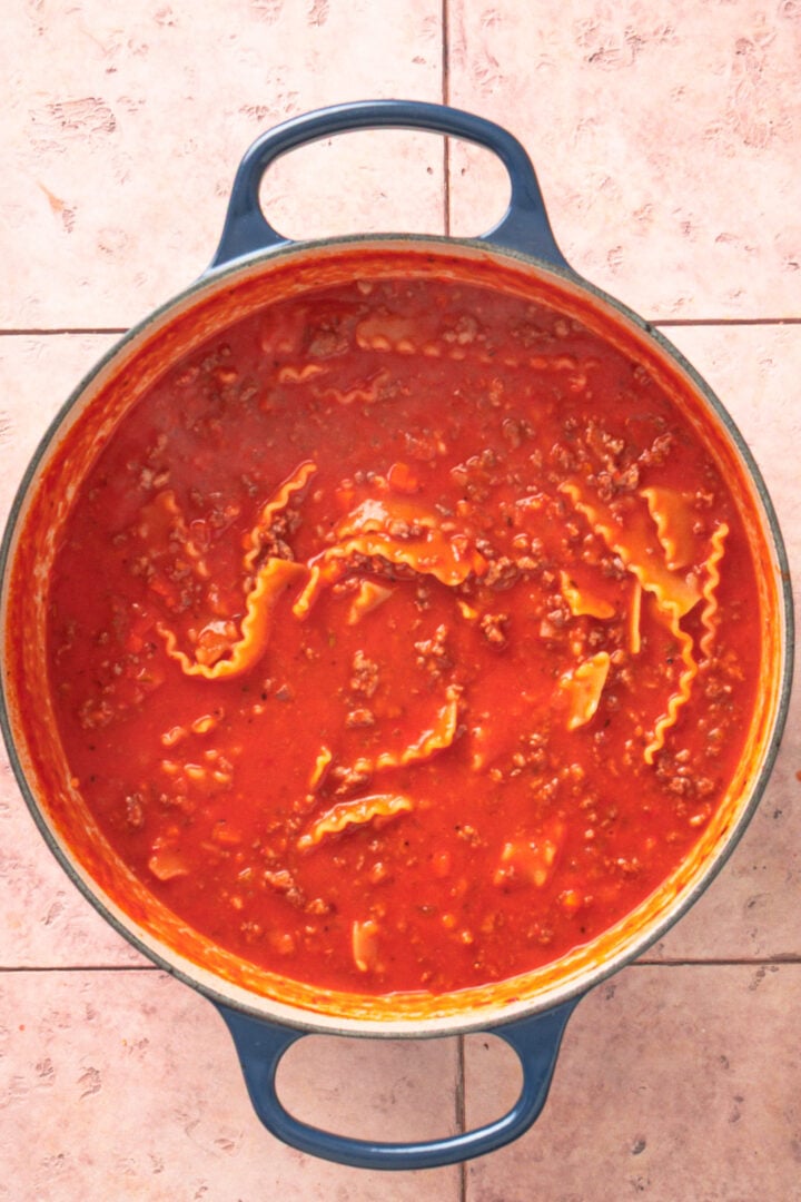 Creamy lasagna soup finished in pot.