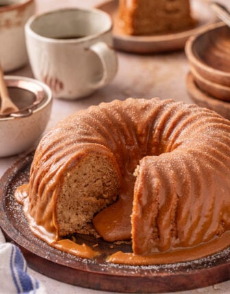 Easy Churro Cake